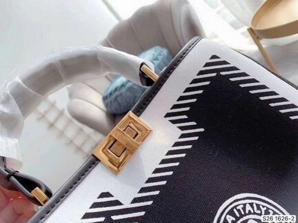 Сумка Fendi