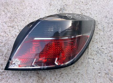 Фонарь задний правый Опель H Астра купэ 3-х дверка