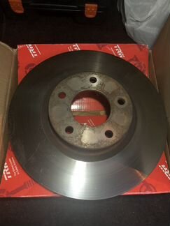 Тормозные диски с колодками Brembo