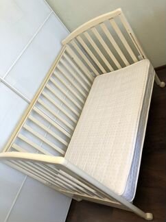 Детская кроватка Bambolino