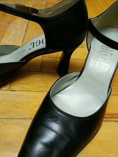 Туфли женские на каблуках Hogl