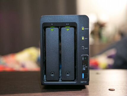 Synology DS713+ два HDD 2 Tb