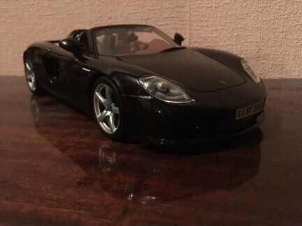 Модель Porsche Carrera GT