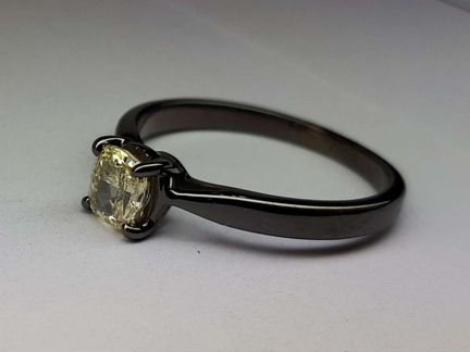 Кольцо с бриллиантом 0.51 карата