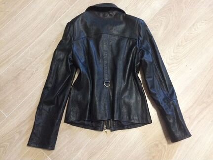 Куртка нат кожа новая 46р