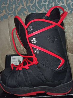 Сноубордические ботинки