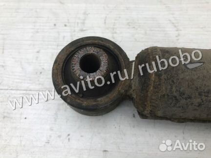 Амортизатор задний правый Lexus Rx 3 GCL15 2grfe