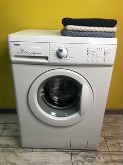 Стиральная машина zanussi
