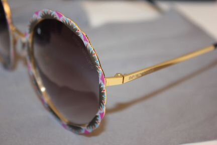 Солнцезащитные очки Armani