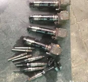 Мерседес 814, 1997г.в. Насос- форсунка