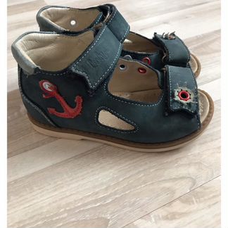 Сандали для мальчика 25