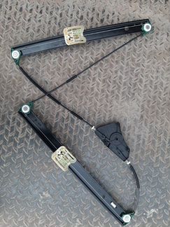 Стеклоподъемник передний левый Volkswagen Touareg