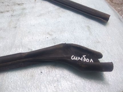 Уплотнитель крыши Symbol 2009 Б/У Авторазбор