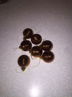 Елочные игрушки из пластика б/у