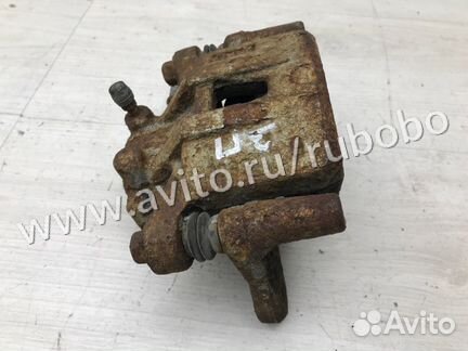 Суппорт задний правый Peugeot 4007 4B12 2012