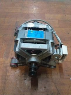 Двигатель стиральной машины SAMSUNG на 8 контактов