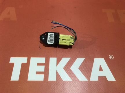 Датчик удара Тойота Авенсис Т250