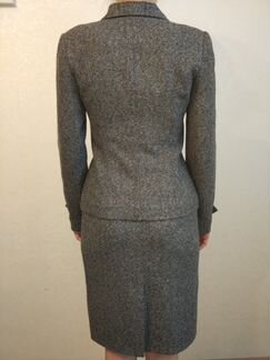 Костюм женский юбочный 44-46 р-р