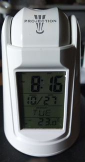 Часы-проектор, будильник, температура