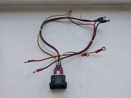 Шлейф для подключения вентиляторов 220в