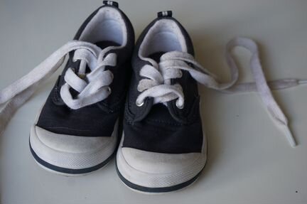 Продаю кеды р. 23