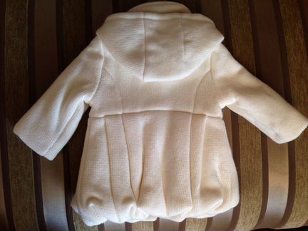 Chicco Пальто демисезонное 6-9 мес (новое)