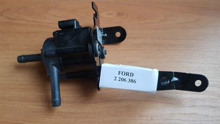 Насос водяной (помпа) 2206386 ford