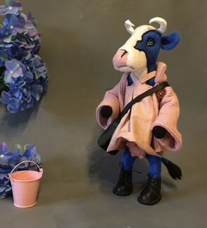 Интерьерная игрушка «Корова Виола»