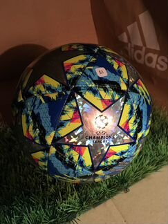 Мяч adidas Лига Чемпионов 2020 размер 4 для детей