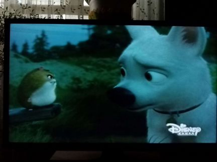 Телевизор Samsung T28E310EX