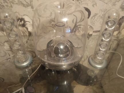 Колонки.Звук отменный.Почти новые.Стоят без дела