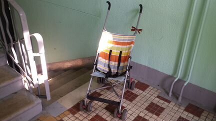 Прогулочная коляска трость babideal