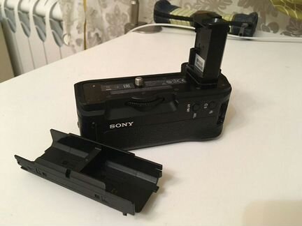 Sony A7R2 VG-C2EM battery grip Original