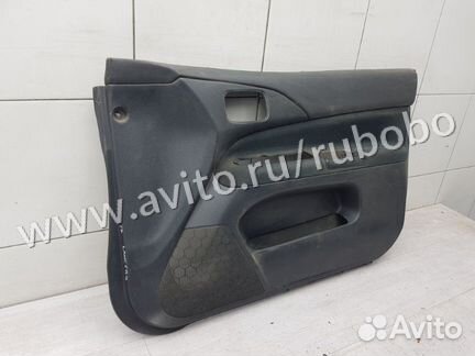 Обшивка двери передняя правая Mitsubishi Lancer 9