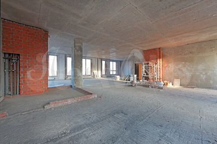 4-к квартира, 167.5 м², 8/10 эт.