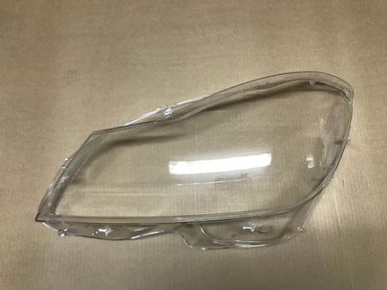 Новые стекла фар Mercedes Benz C w204 2011-2014