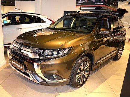 Mitsubishi Outlander 2.0 CVT, 2020