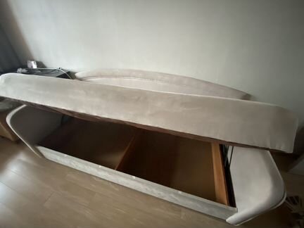 Кушетка кровать