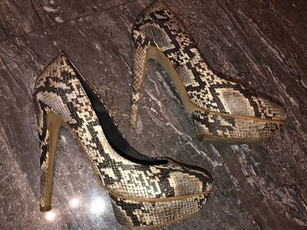 Туфли женские Bershka 40 размер