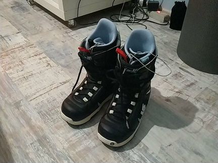 Сноубордические ботинки Burton Coco